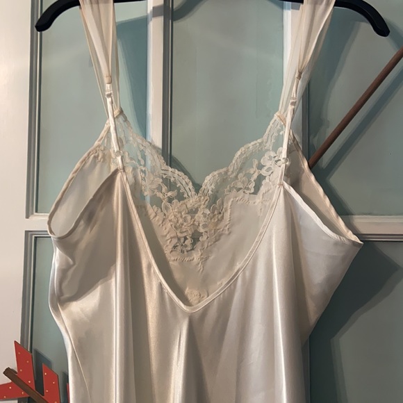 Long intimates - Picture 4 of 5